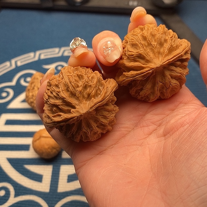 文玩核桃吊坠43全品苹果园