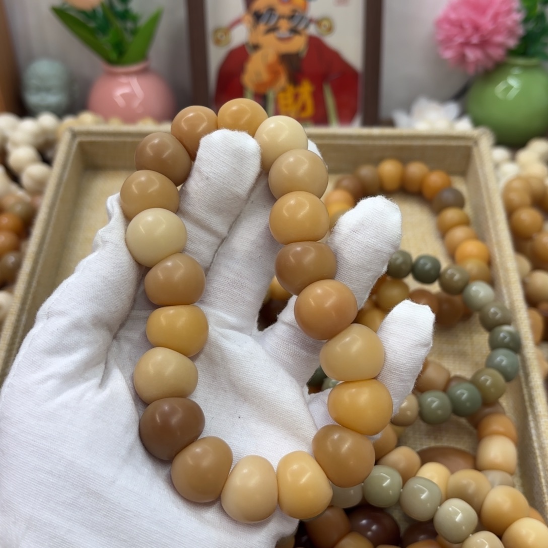 小***-菩提根/象牙果吊坠18干磨落地果肠默认瑕131