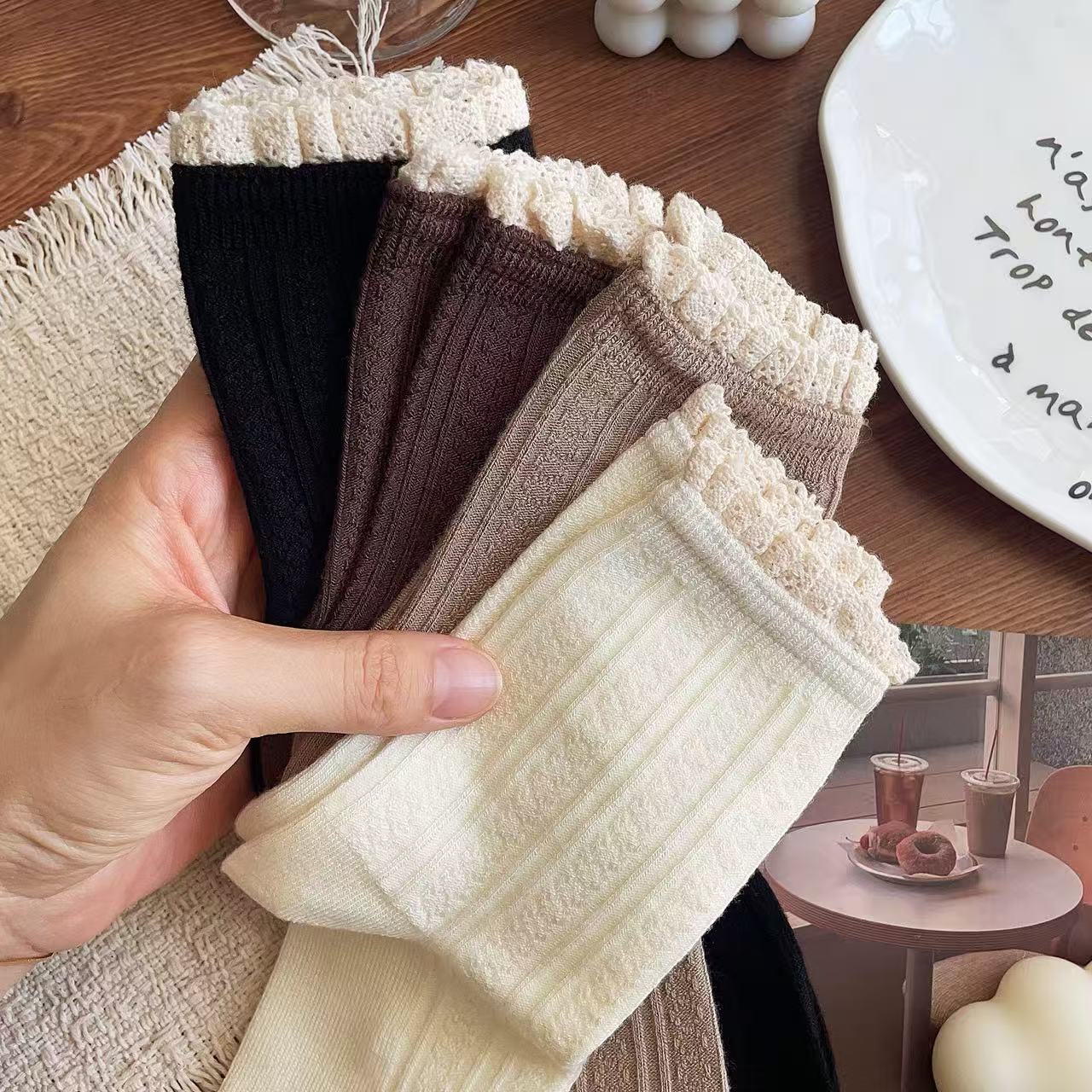 夏季冬季常规款纯色植绒中筒袜女士春夏蕾丝短袜女