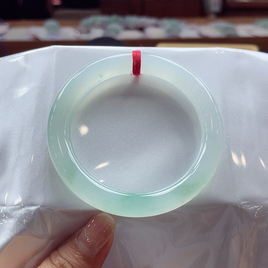 翡翠手镯未镶嵌30 号链接