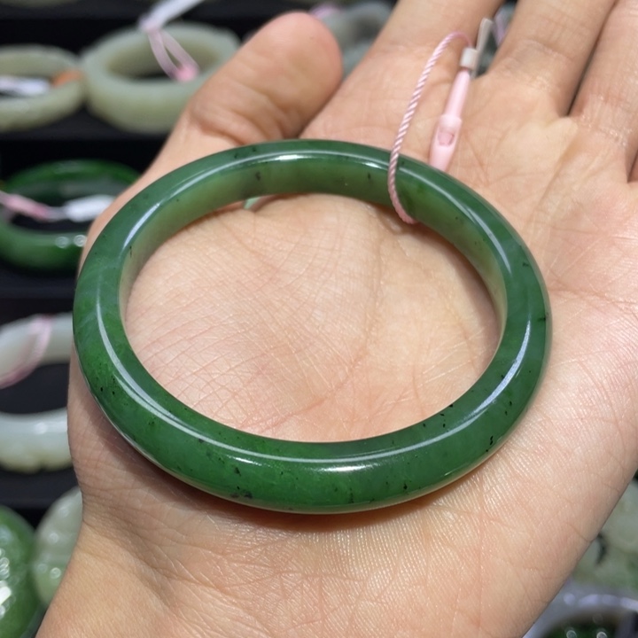 和田玉手镯55+圈口 编号84未镶嵌