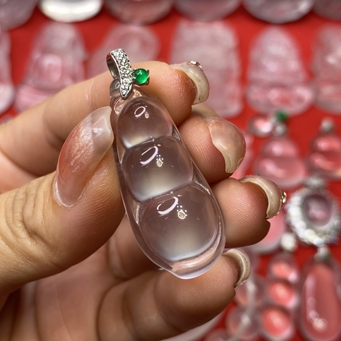 贺***娟石英质玉银S925镶嵌吊坠