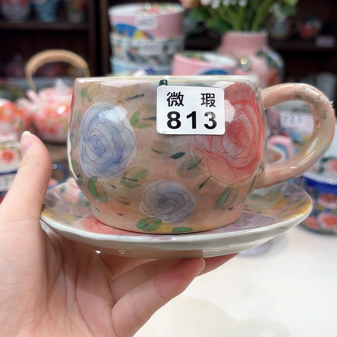 瓷片兔兔的小可爱太