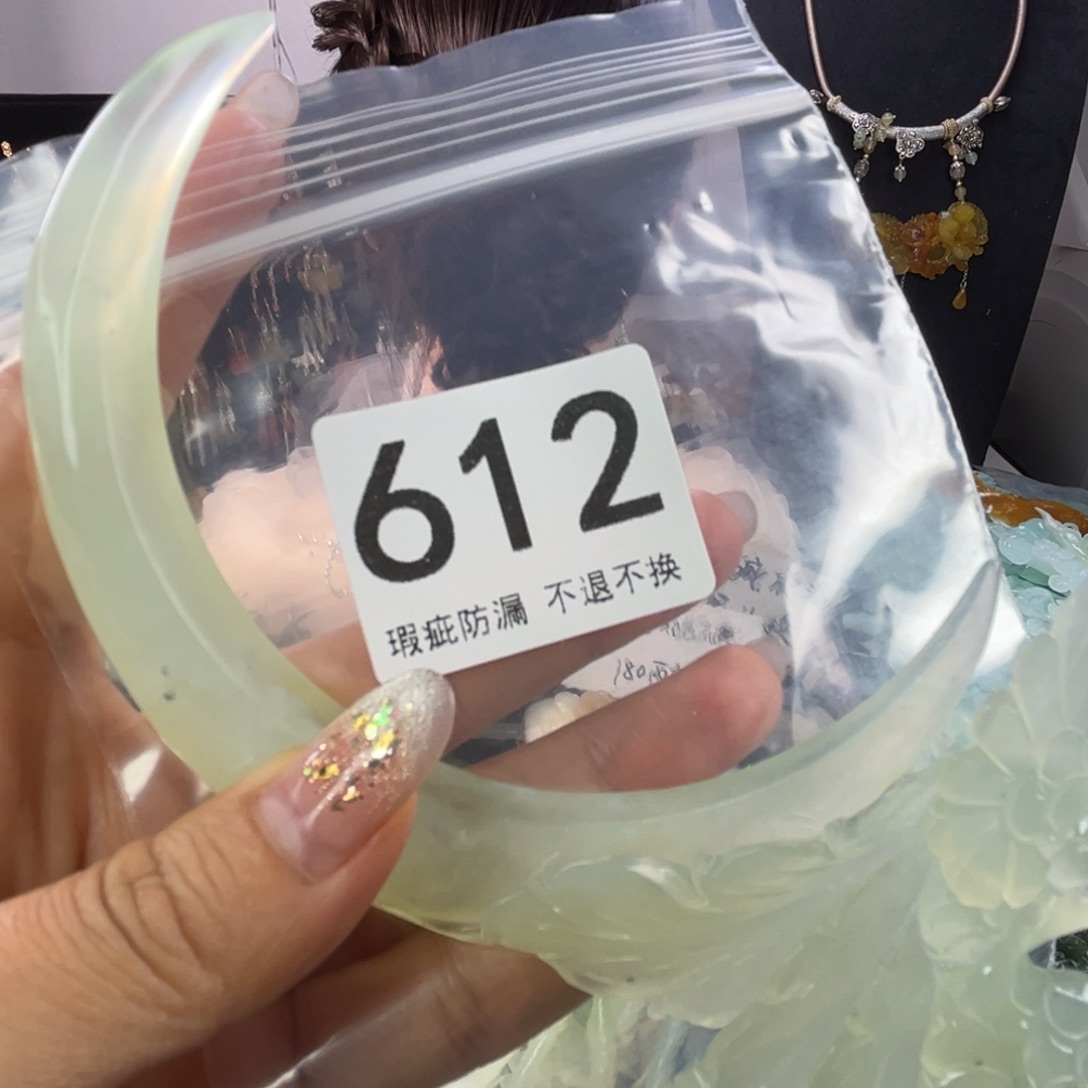 未镶嵌岫玉发饰小***啊