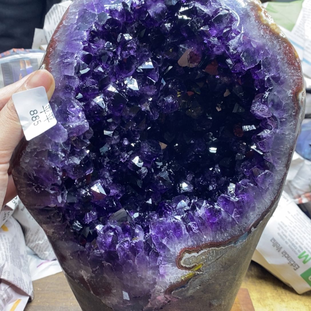 紫晶乌拉圭未镶嵌