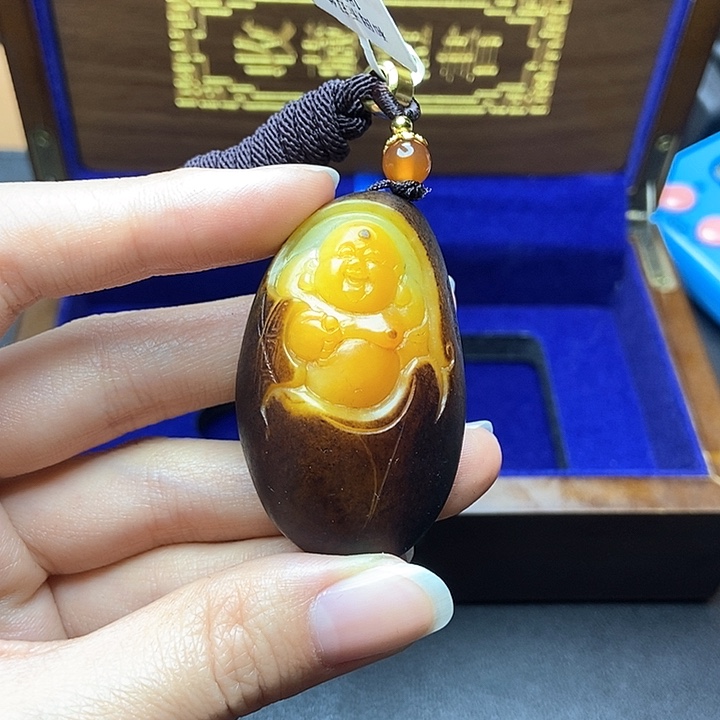 和田玉挂件未镶嵌龙****嗖N