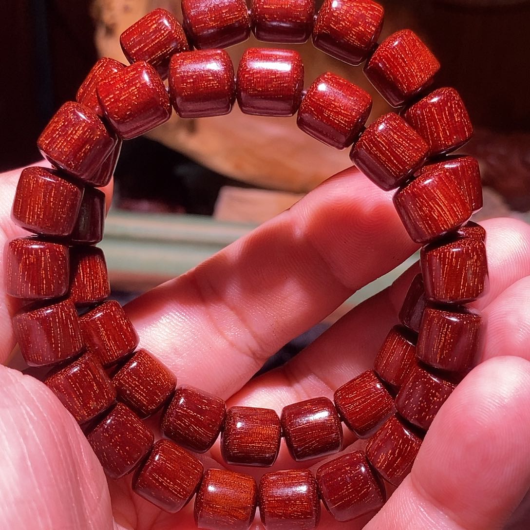 木毕业级别，印尼金星紫檀1.0直切超爆满真金星老料泥料