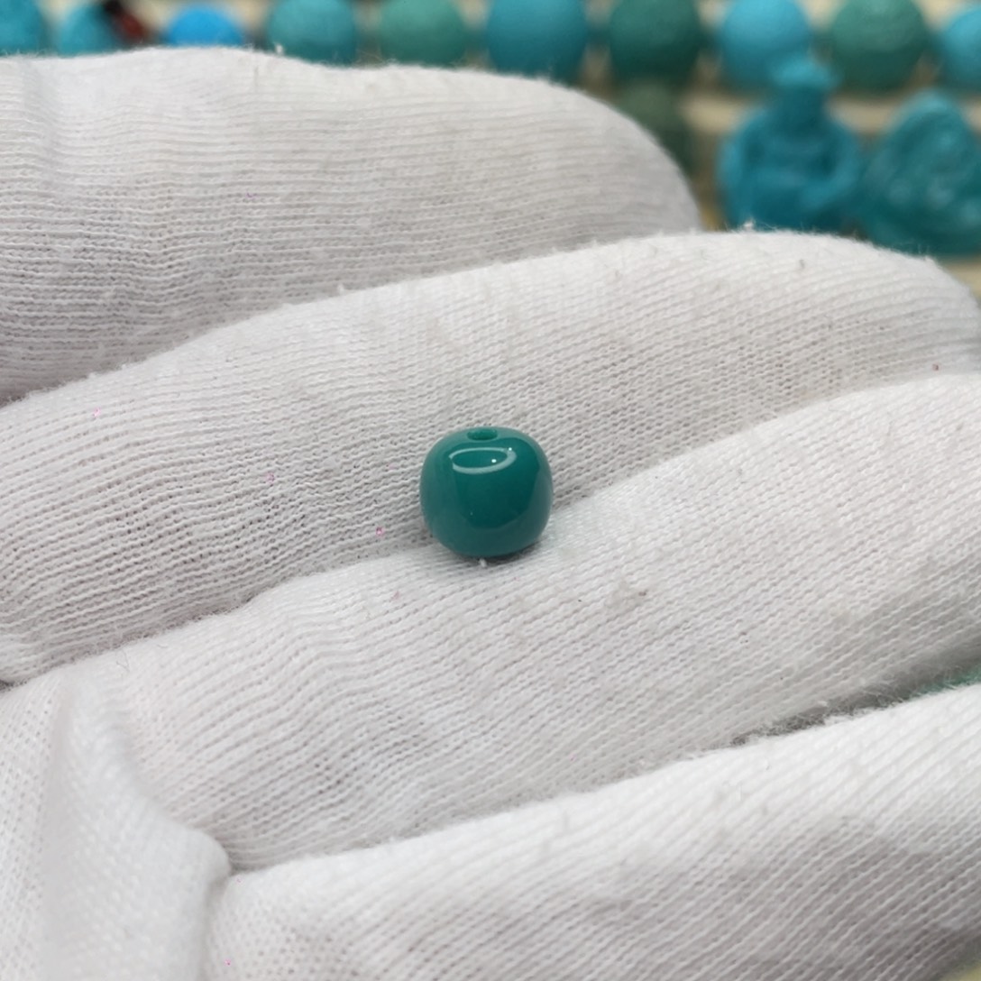 绿松石未镶嵌颈饰卡8-7