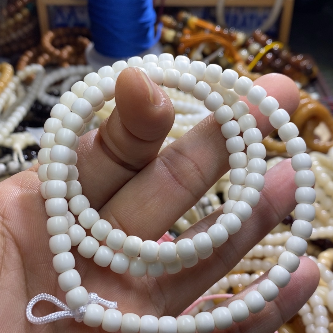 李***菲菩提根/象牙果吊坠