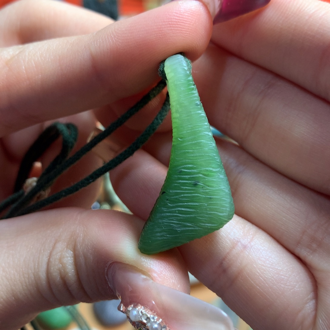 和田玉（糖玉）挂件未镶嵌