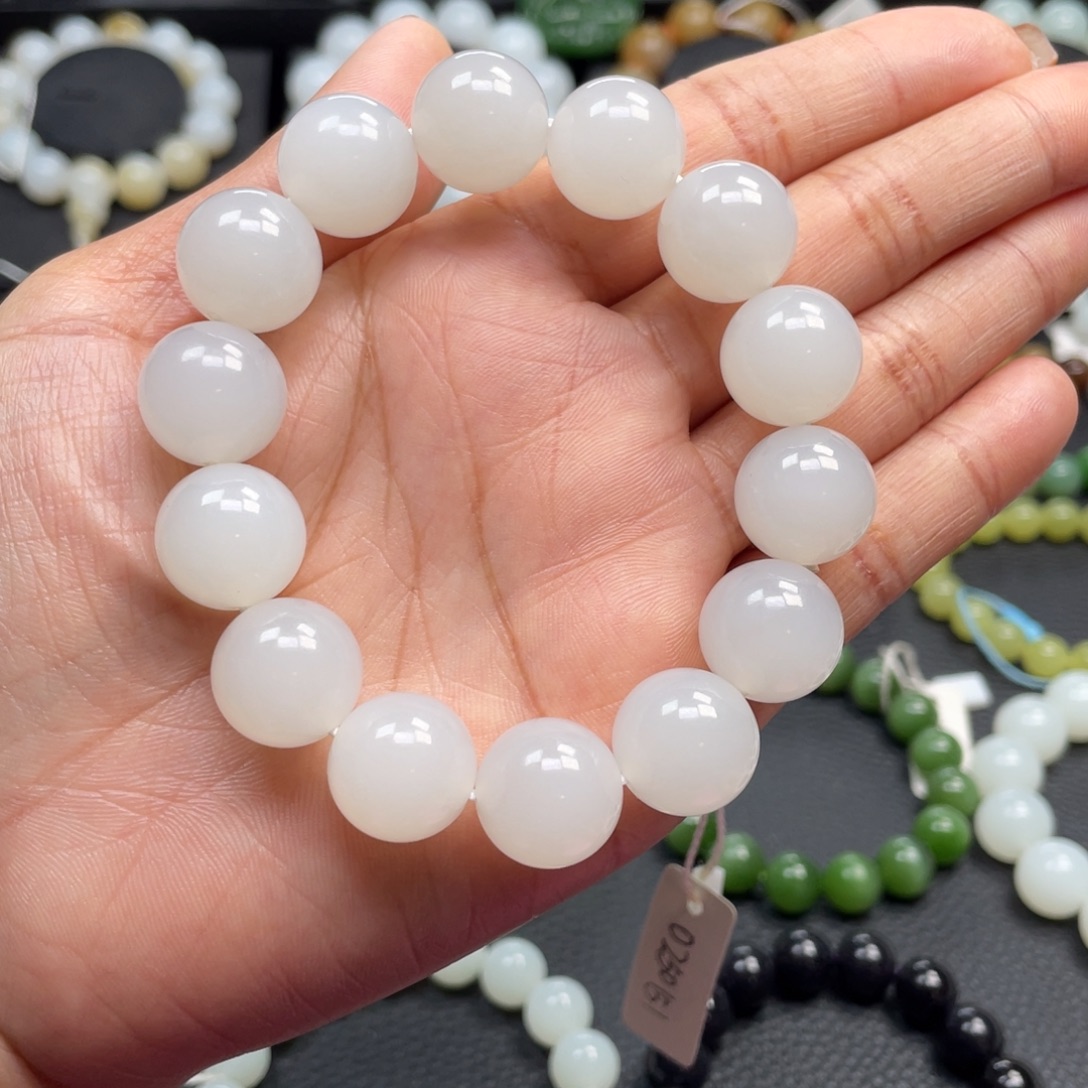 和田玉未镶嵌手链