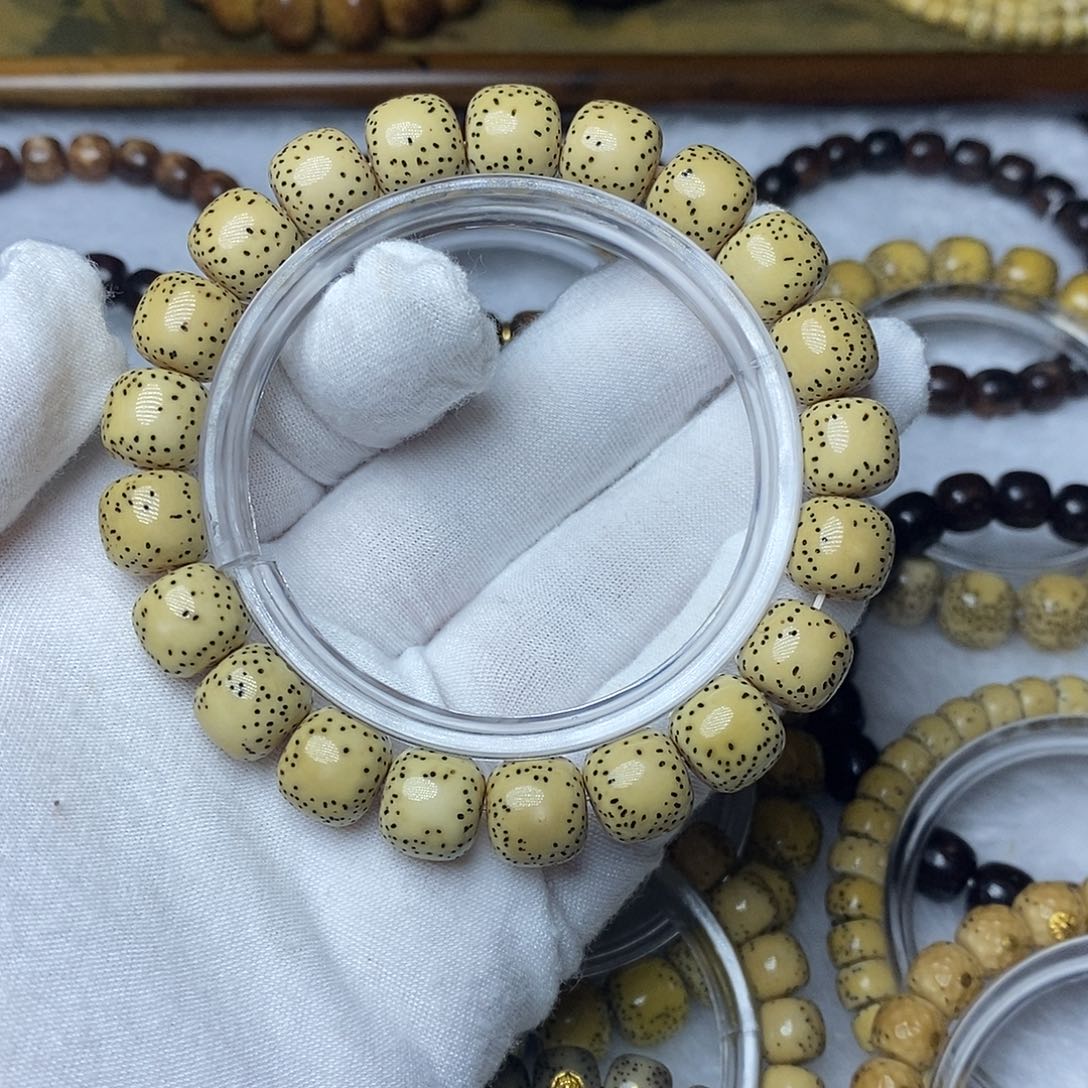 星月菩提手串11.5双留白火龙果特价