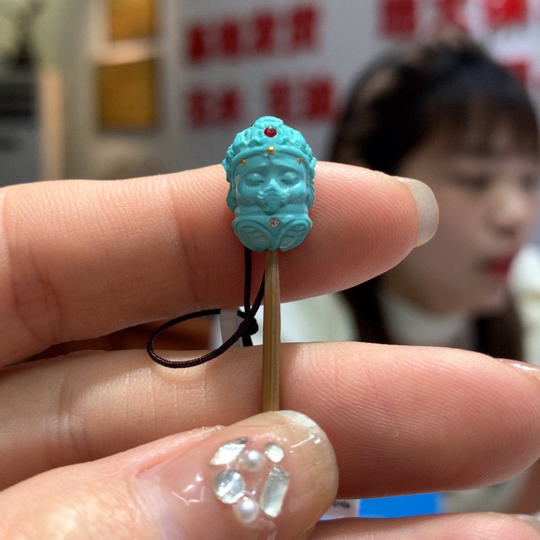 绿松石配饰未镶嵌