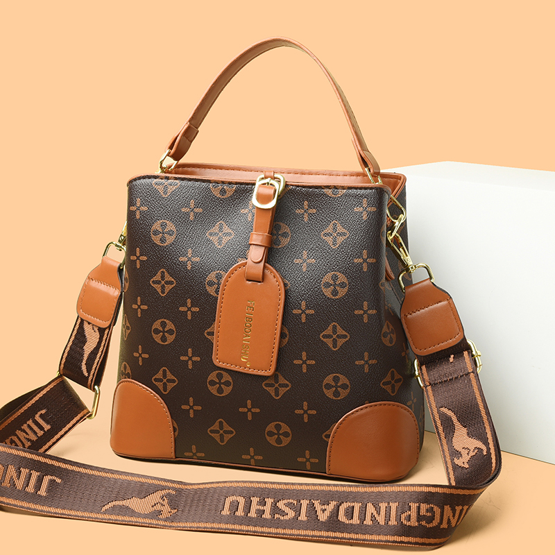 【长24高20厚11cm】高品质印花时尚复古水桶包 棕色