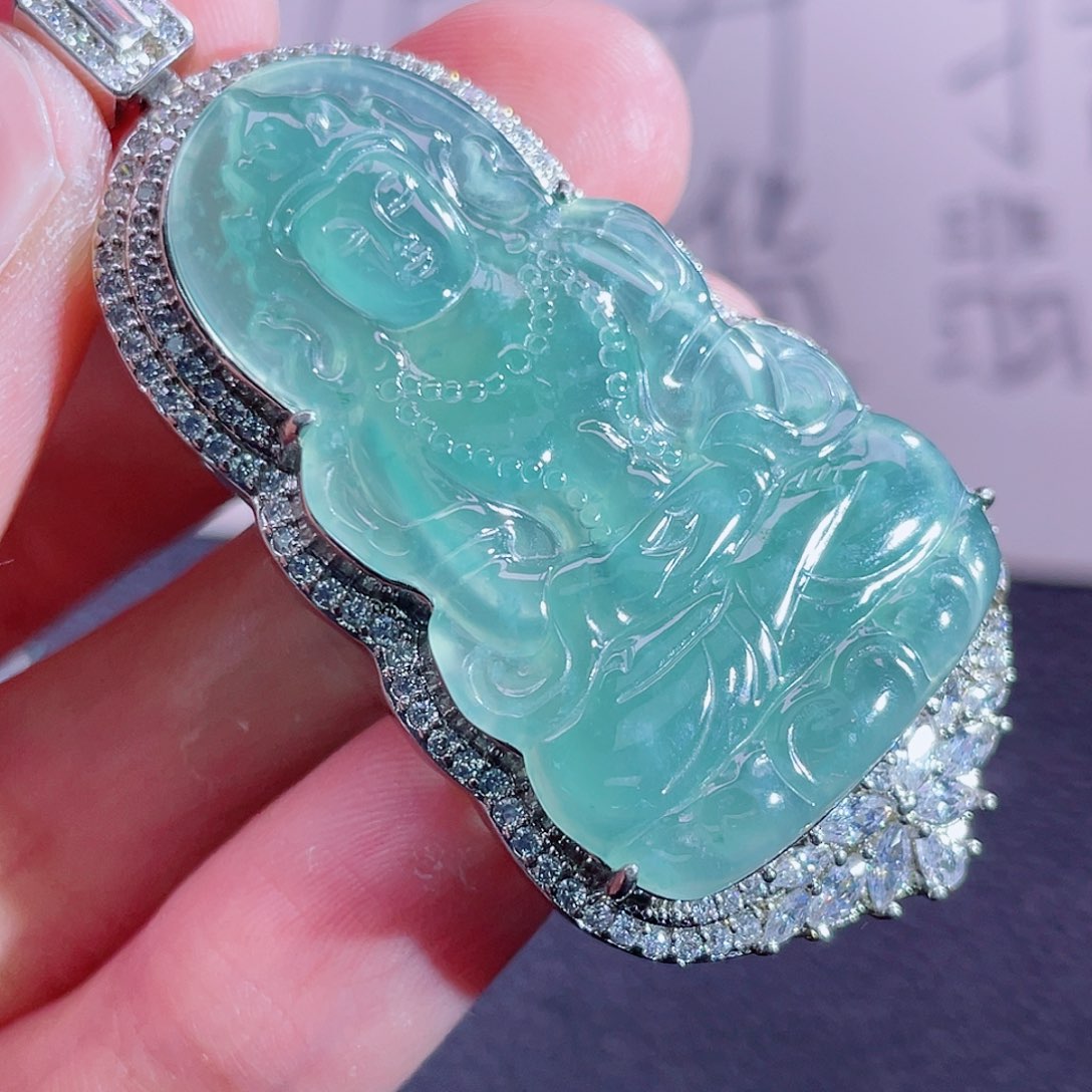 翡翠颈饰未镶嵌999999999