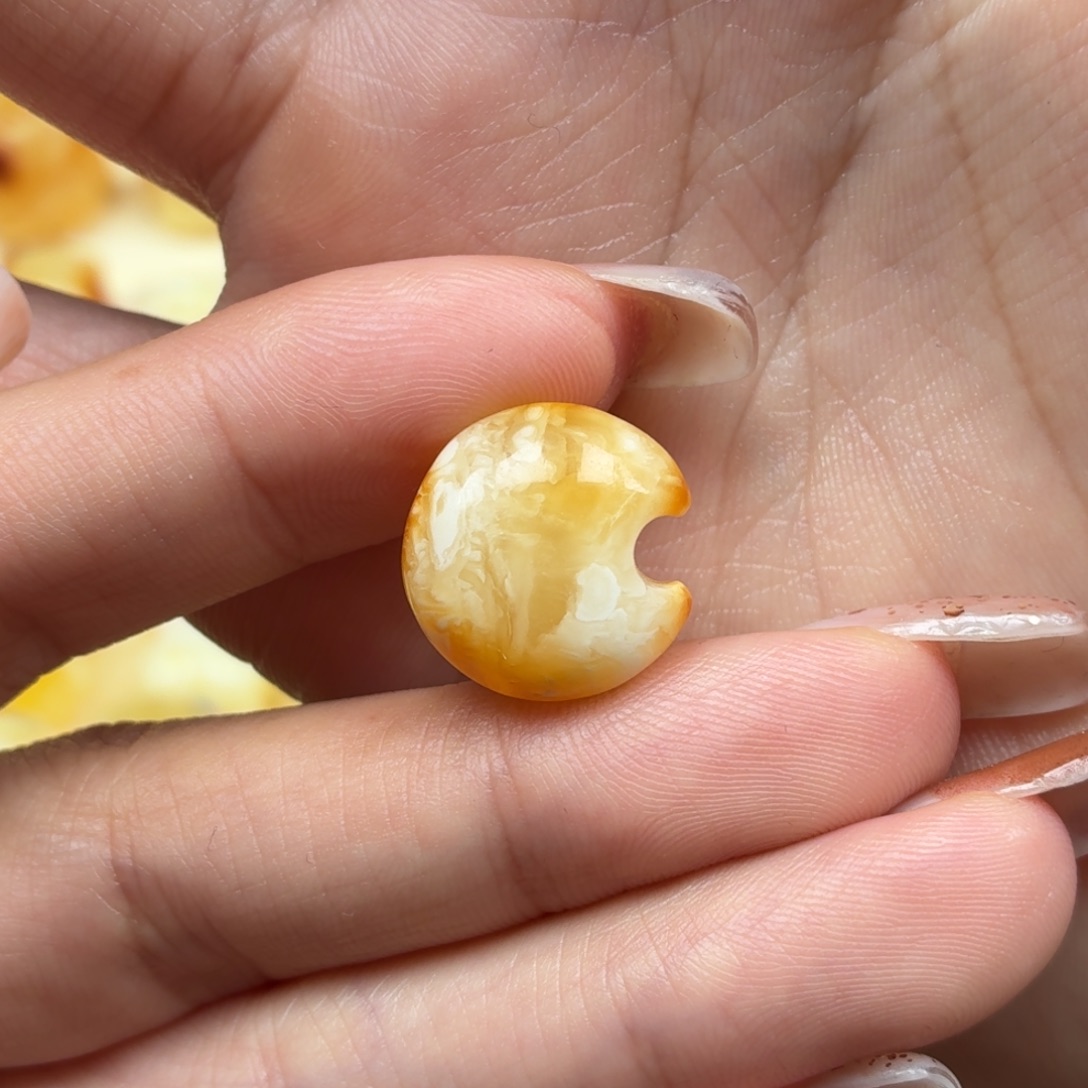 琥珀未镶嵌裸石蜜蜡