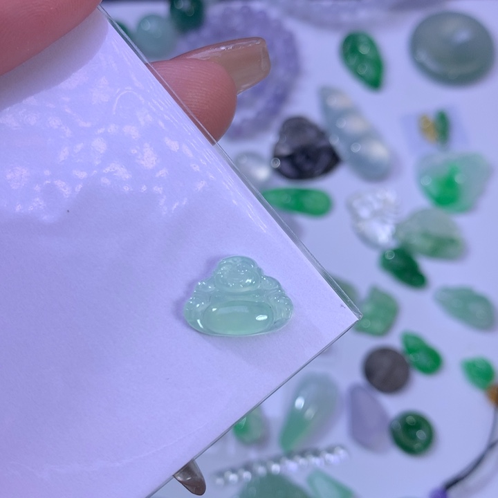 翡翠颈饰未镶嵌天然翡翠A货佛公