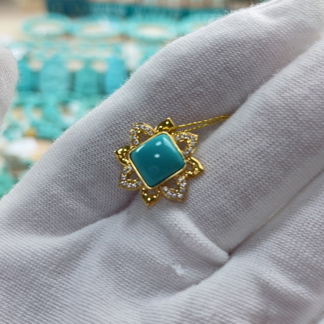 绿松石珠宝奇石18K金镶嵌