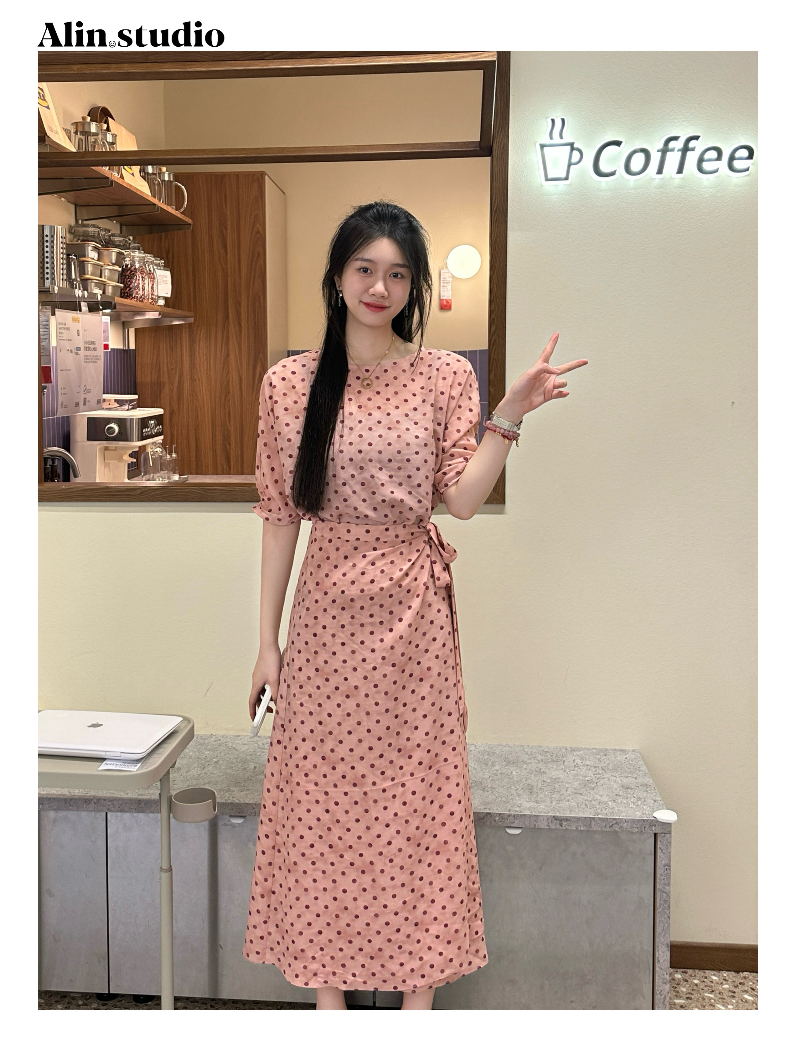 【粉点点】夏季法式气质时尚显瘦连衣裙植物晕染优雅设计师长款裹裙