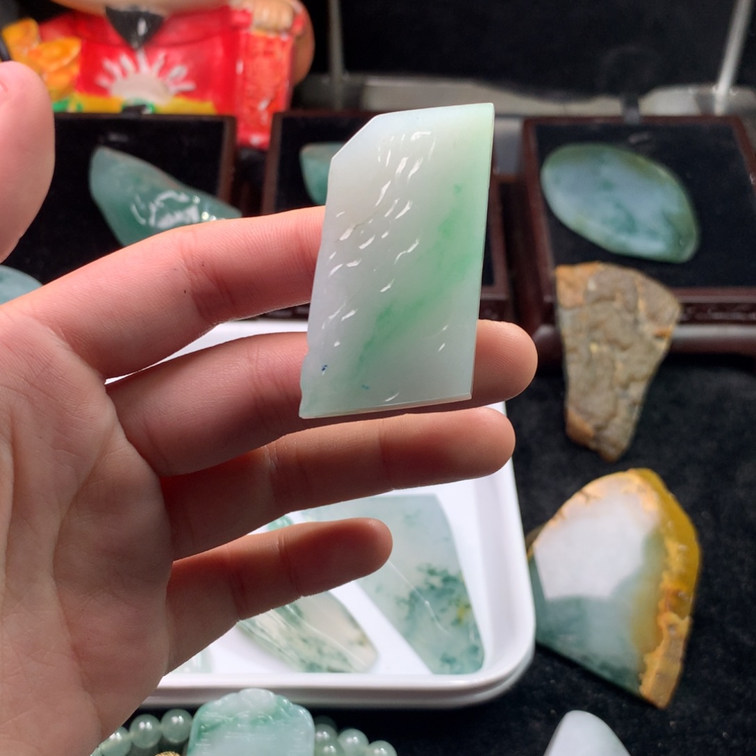 定制翡翠未镶嵌缅甸天然翡翠材料