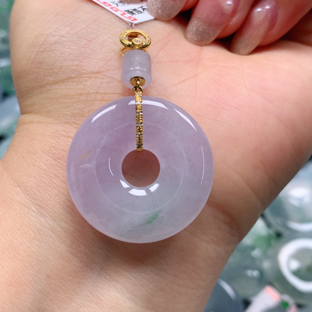 翡翠颈饰18K金镶嵌天然翡翠