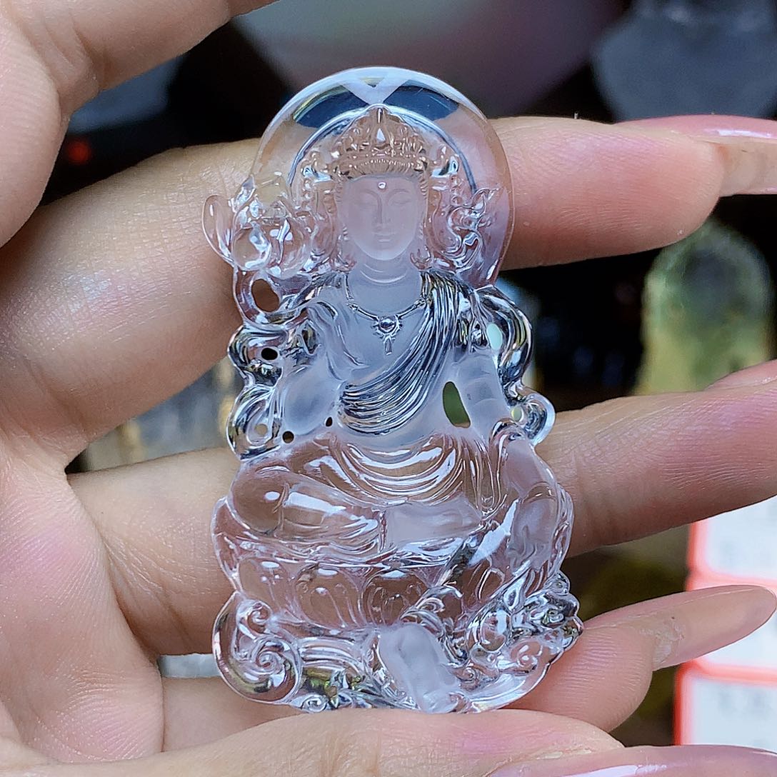 水晶颈饰未镶嵌任*，