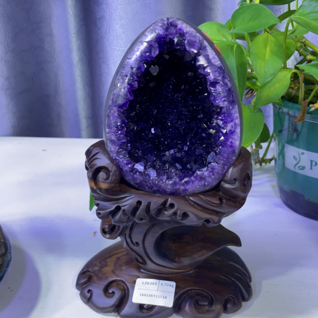 乌拉圭紫水晶摆件