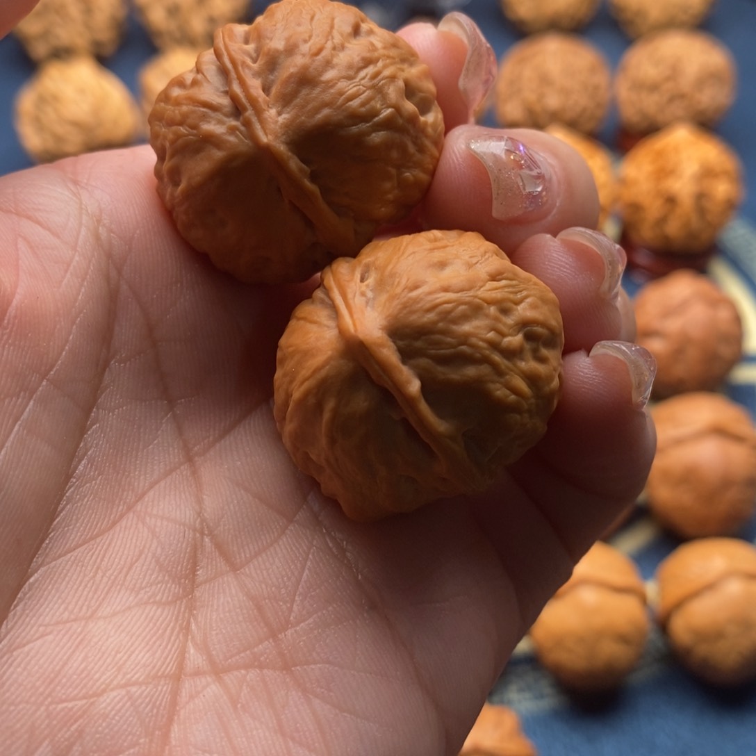 文玩核桃把件精品小手捻