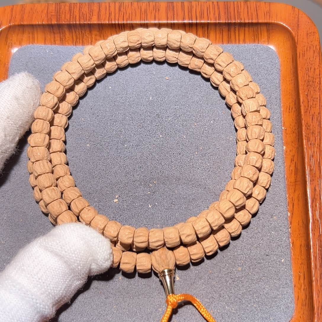 柏香籽/百香籽吊坠油皮方块多棱顺7+