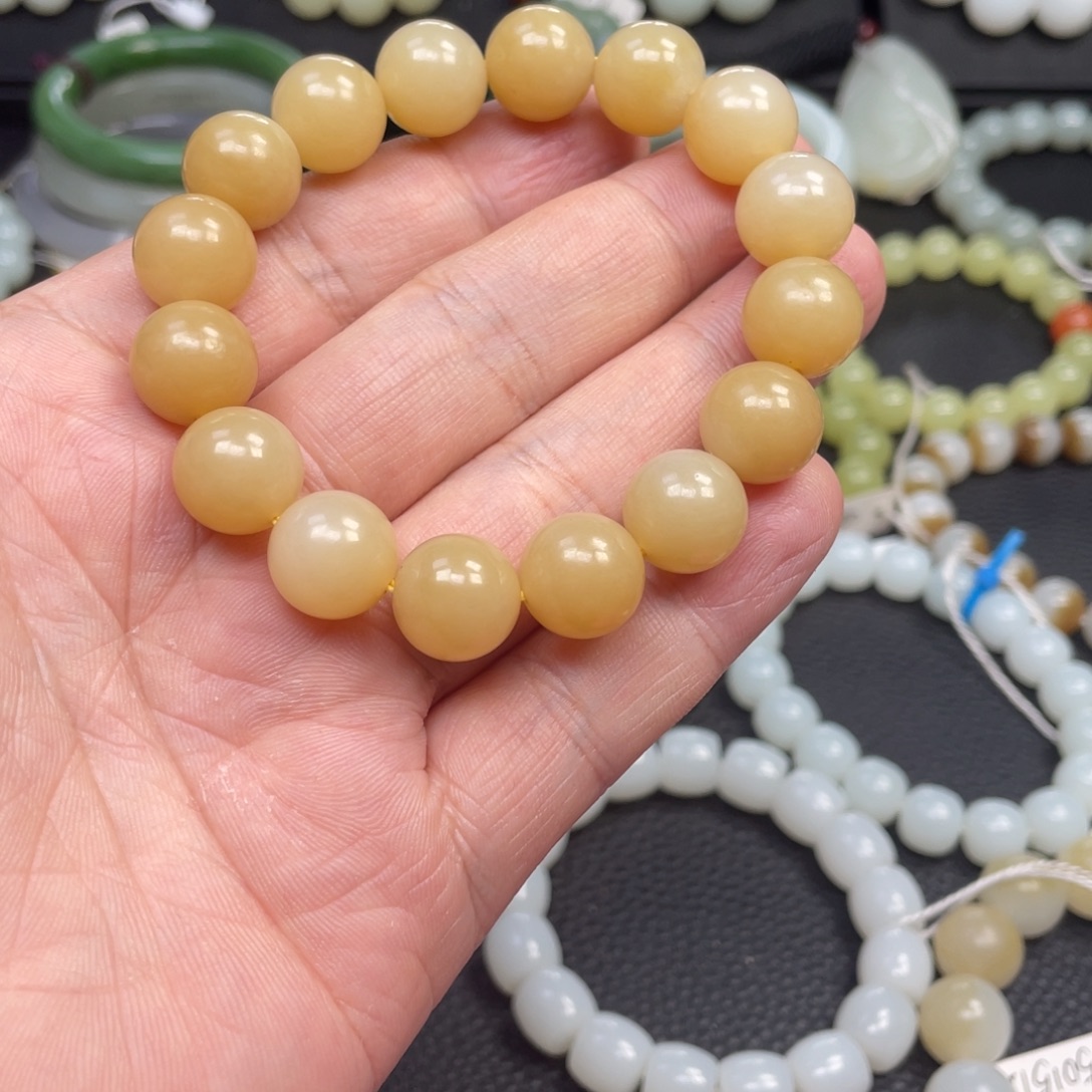 木***卯和田玉未镶嵌手链