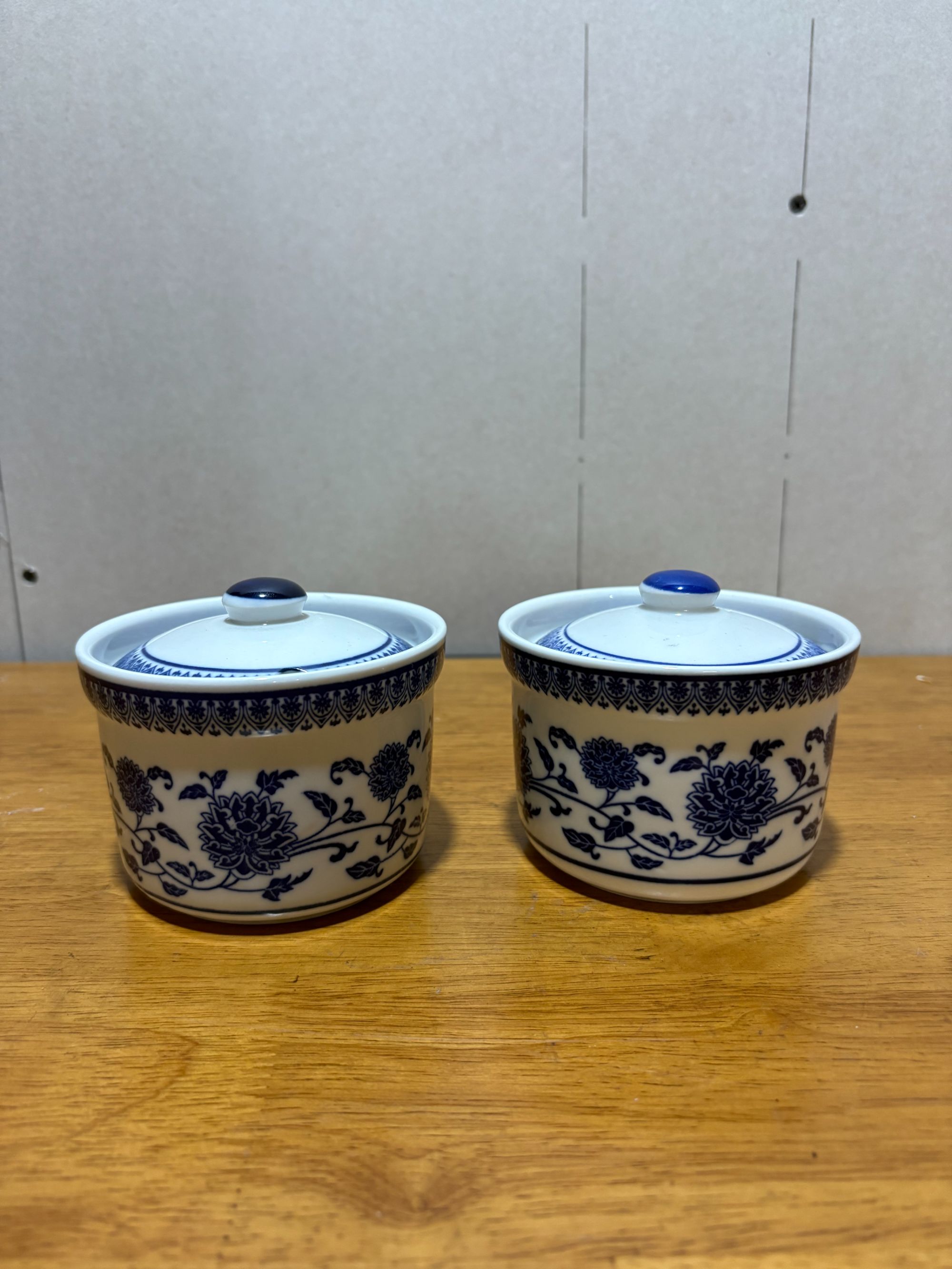 B-景德镇陶瓷收藏品青花盖罐一对