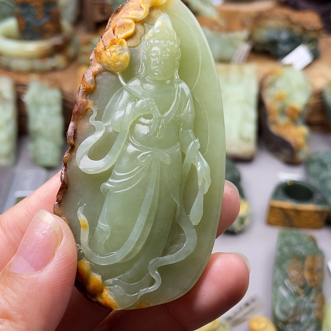 岫岩河磨玉（透闪石质玉）挂坠未镶嵌深*