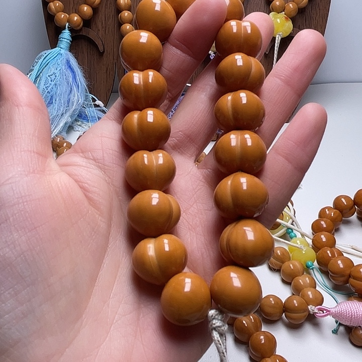 无***向吊坠猴头核桃17尺寸柯基屁桃