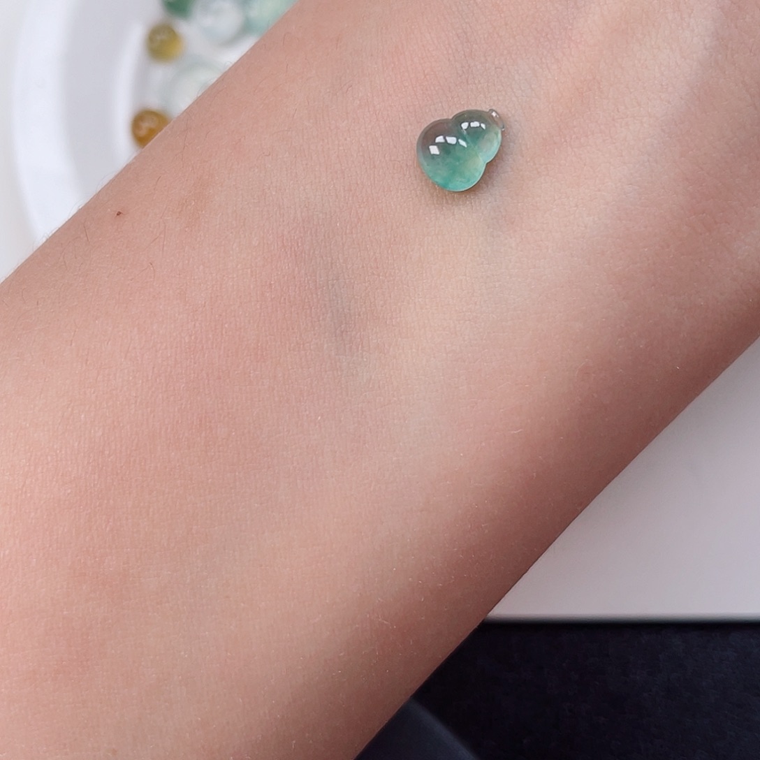 翡翠裸石纯天然A货缅甸翡翠