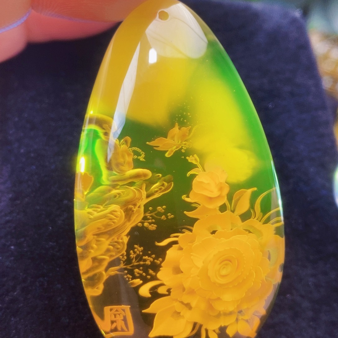 【闪购商品】金珀吊坠(不含链)未镶嵌