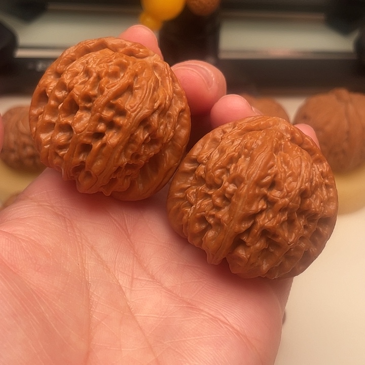 文玩核桃吊坠41三角白