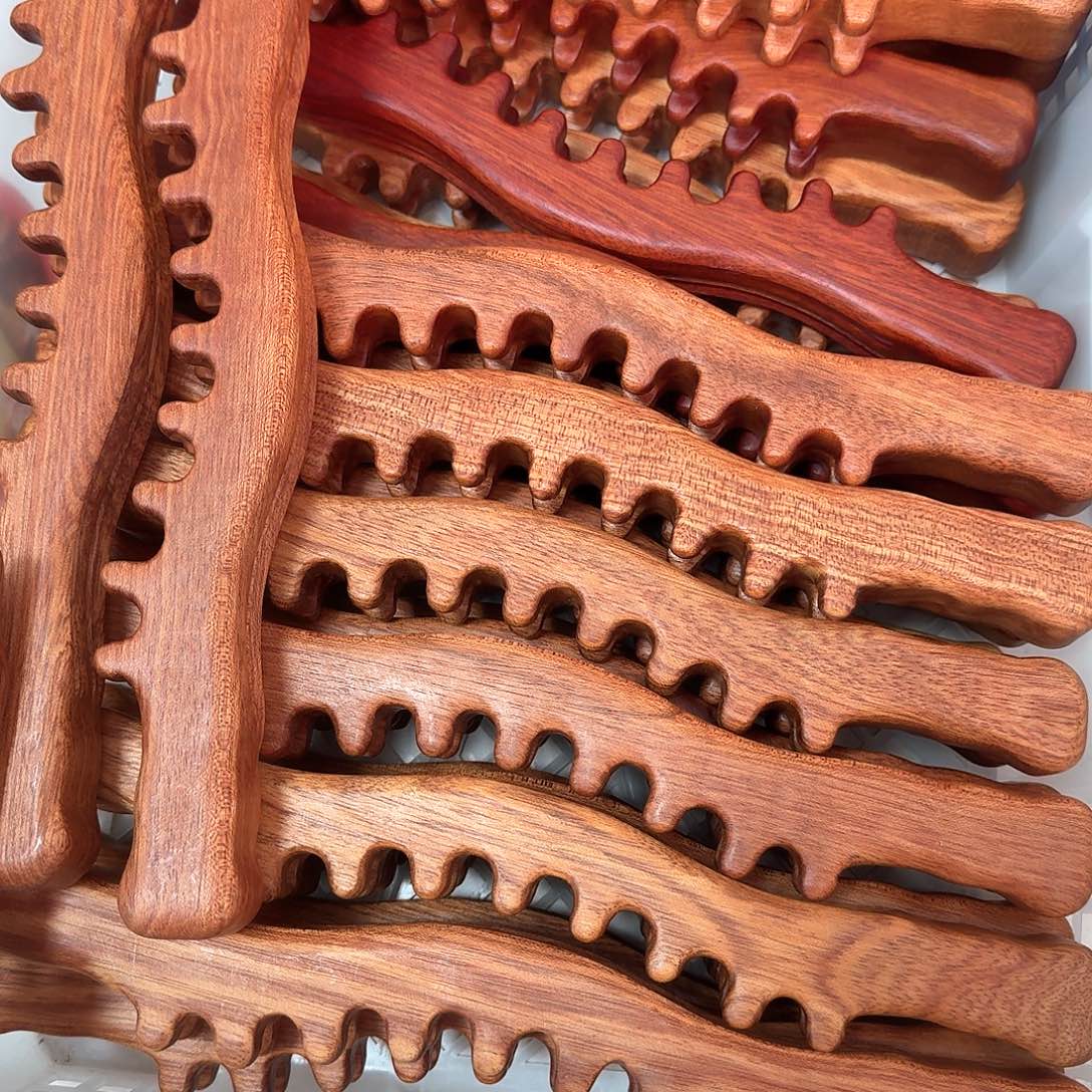 红檀木30厘米放松工具瑕疵