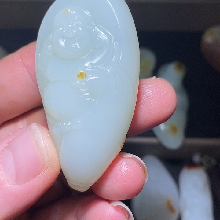 青***案和田玉未镶嵌车挂