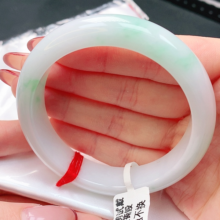 翡翠手镯未镶嵌56正圈