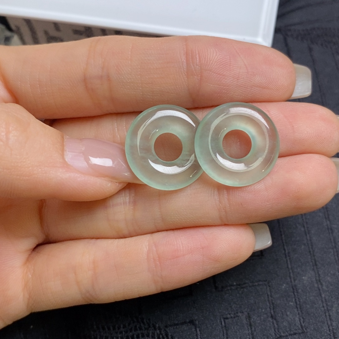 月***亮翡翠未镶嵌耳饰甜甜圈