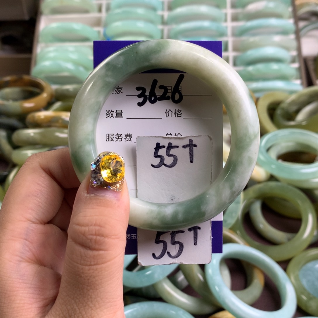 蛇纹石玉手镯未镶嵌3626