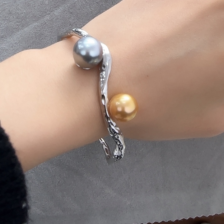 海水珍珠手镯银S925镶嵌一****?