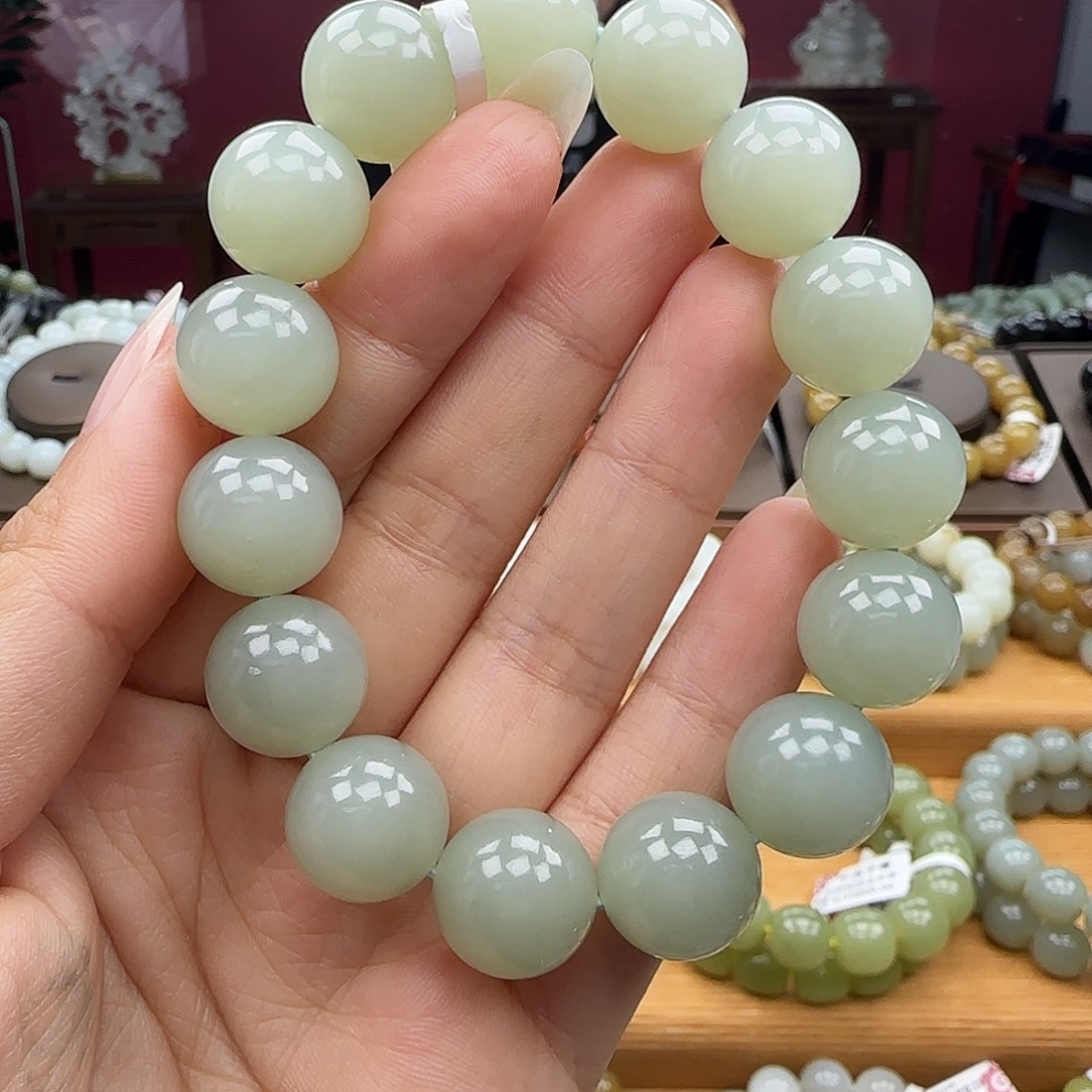 和田玉未镶嵌手链