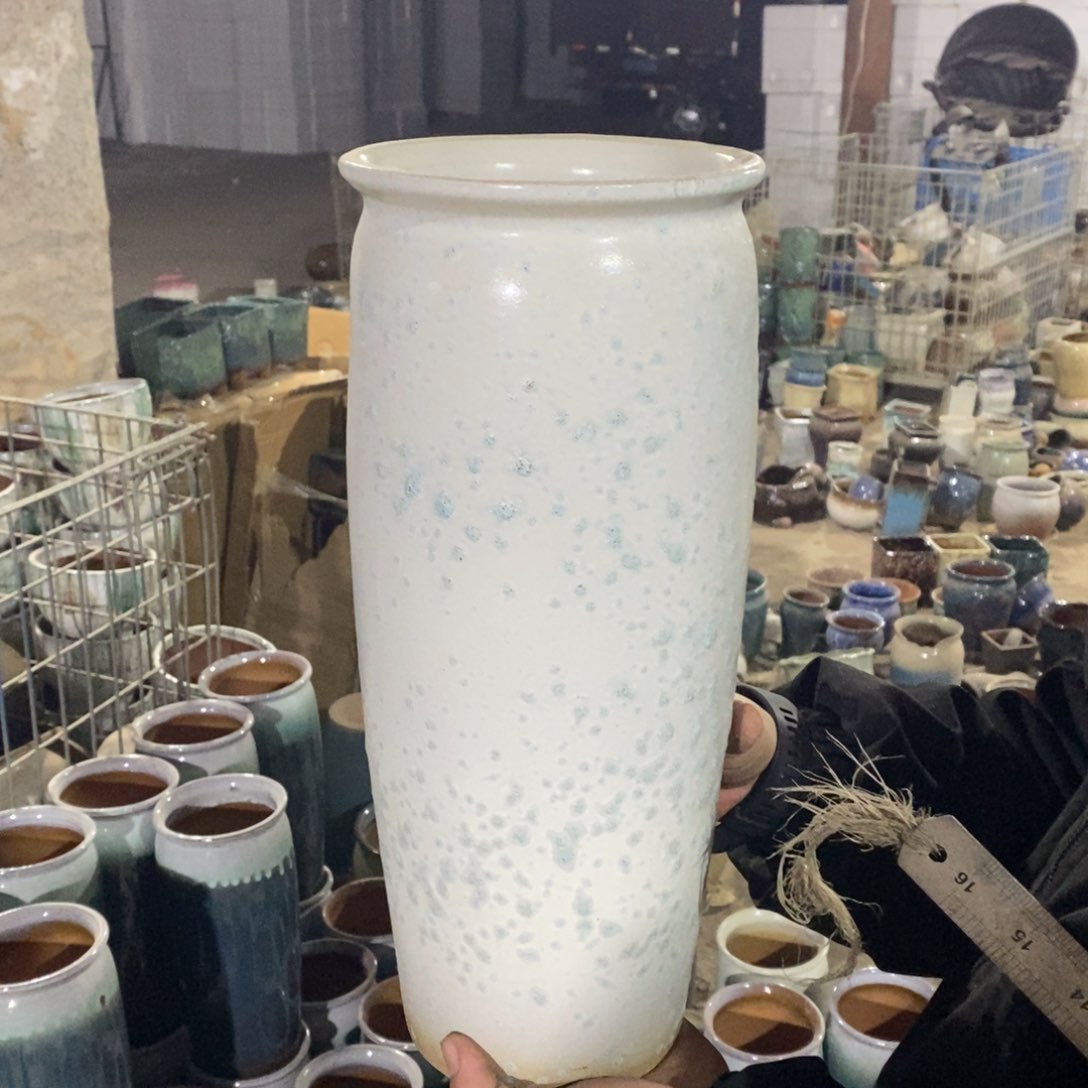 紫砂花盆瑕疵15/35ch j h g g g