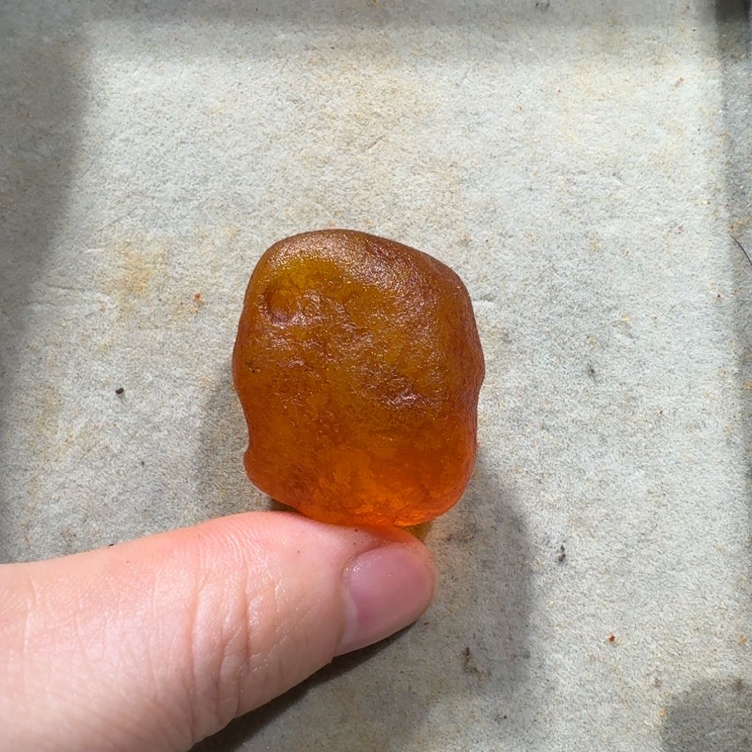 未镶嵌定制琥珀定制
