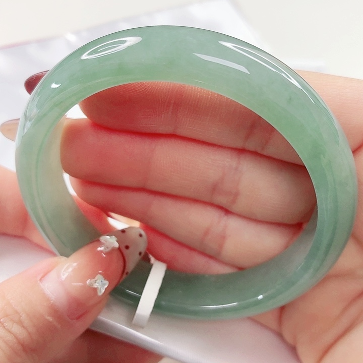 翡翠未镶嵌手镯58x481