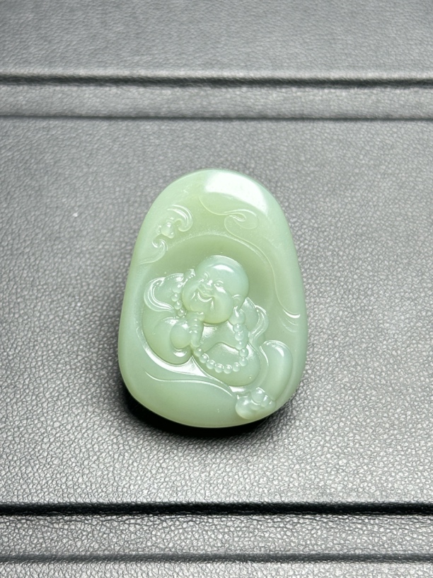 和田玉碧玉粉青鸭蛋青情水笑佛挂件苏工雕刻精致