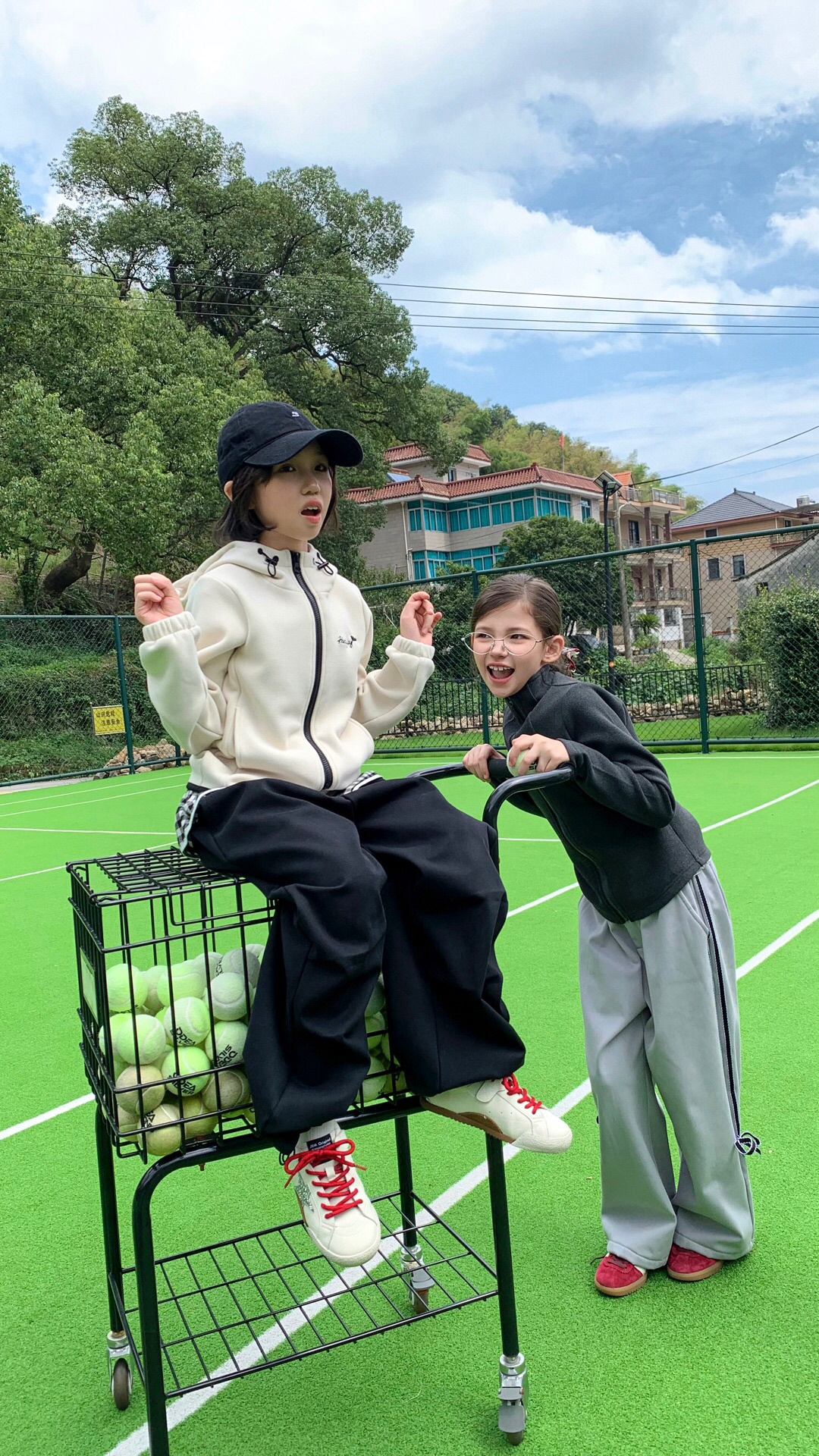 秋冬季儿童双面摇粒绒高街风格保暖外套