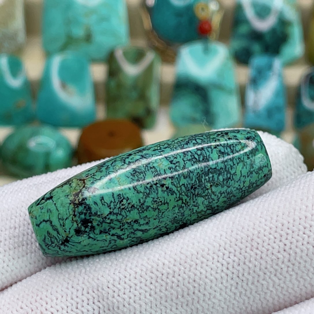 未镶嵌绿松石珠宝奇石