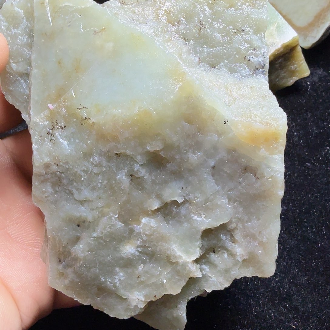 和田玉（糖玉）未镶嵌珠宝半成品